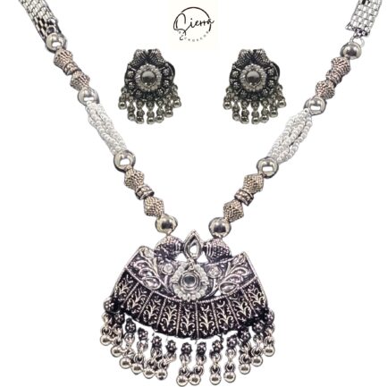 SIERRA Handcrafted Necklace Jewellery with Ear Rings, Oxidized, Bust Pendant, White AD and Pearls - Image 7